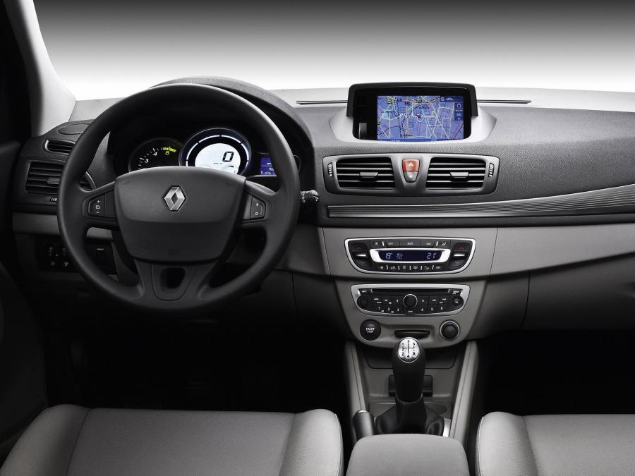  Renault Megane 2008 года  (фото 41 из 146)
